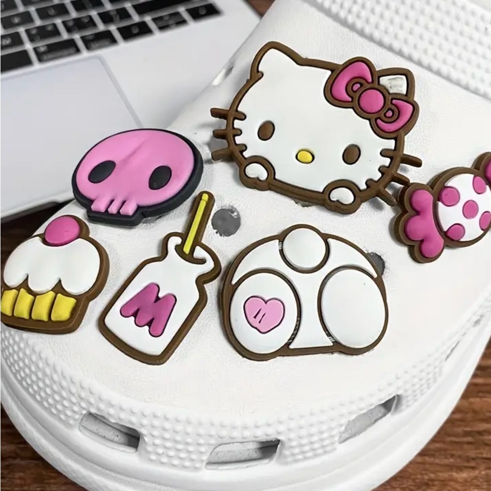 Brand new Hello Kitty Jibbitz Charms Set of 6